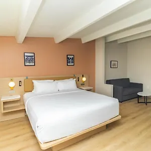 3* Отель Ramada By Wyndham Orlando South